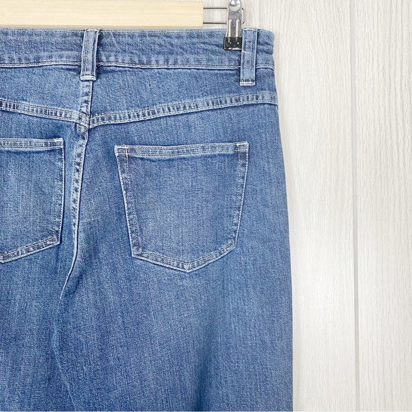 J. Crew | High Rise Wide Leg Trouser Jean In Tahoe Wash Size 27 - Picture 4 of 11